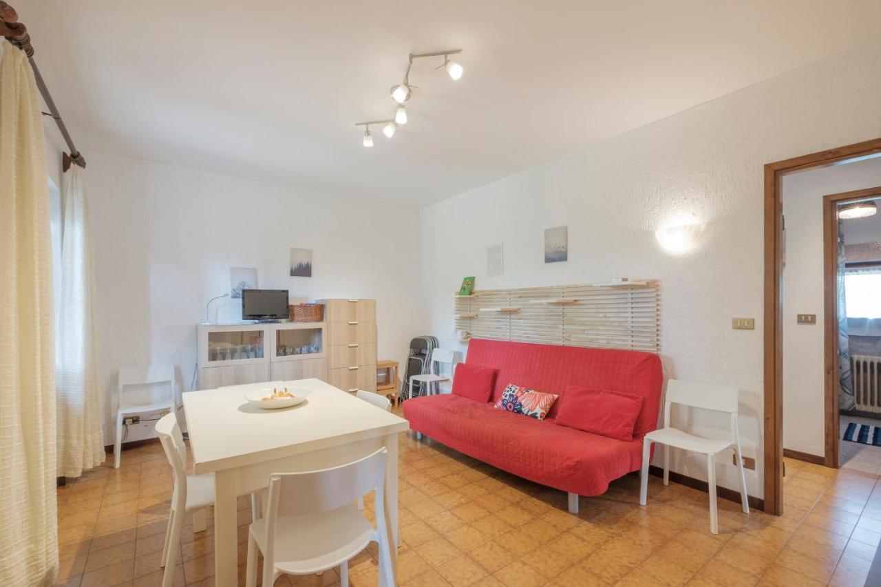 סירמיונה Villa Ida - 2 Bedrooms Apartment With Private Garden מראה חיצוני תמונה