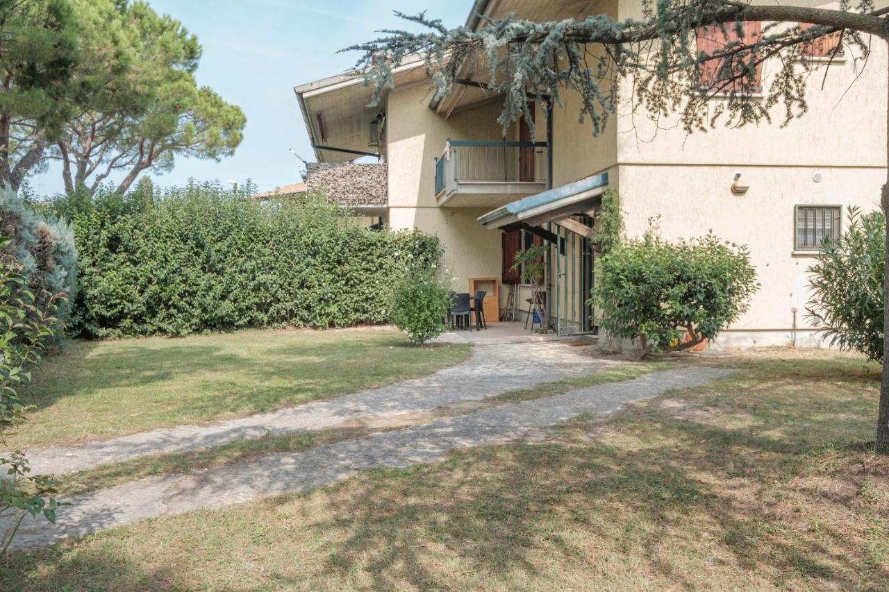 סירמיונה Villa Ida - 2 Bedrooms Apartment With Private Garden מראה חיצוני תמונה